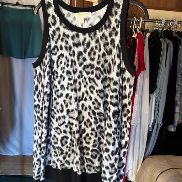 Michael Kors Animal Print Sleeveless Top (M) - Picture 1 of 1